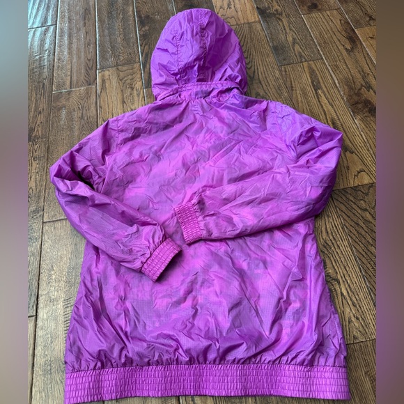 adidas Junior Kids Windbreaker in Vibrant Purple Size XL - Picture 2 of 6